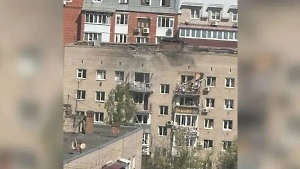 Ударная волна от атаки дрона ВСУ по дому в Ростове дошла до другого конца улицы