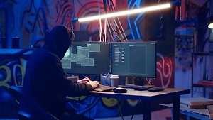 Новая пирамида: «Беспроигрышная» лотерея превращает россиян в рекрутёров для мошенников