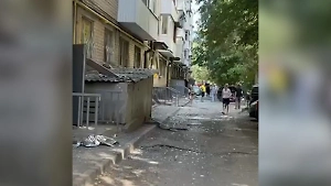 Слюсарь: В Ростове-на-Дону повреждены несколько жилых домов после атаки дрона