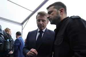 Не приглашённые на Аляску Зеленский и Макрон решили устроить «междусобойчик»