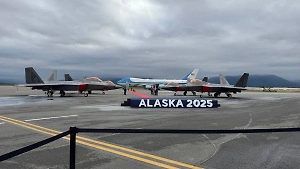 Дарчиев: Процесс восстановления авиасообщения между США и РФ уже идёт