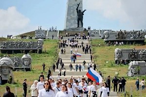 Банк России выпускает памятную монету в честь героической Саур-Могилы