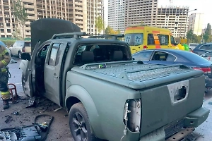 В Киеве подорвали автомобиль украинского военного