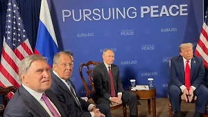 Переводчик на встрече Путина и Трампа рассказал, что стало самым сложным на саммите