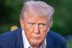 «Пока не поздно»: Трампу озвучили пугающее предупреждение в связи с Украиной