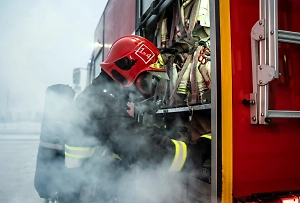 Два ребёнка пострадали в результате пожара на Ленинском проспекте в Москве