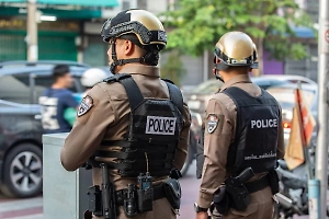 Грибники нашли мёртвую женщину без нижнего белья, но с ржавым ножом