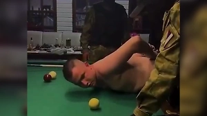 В Омске студент во время розыгрыша признался в преступлении на камеру и сдал друзей