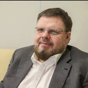 Если сумма стипендии будет 22 тысячи, то есть размер МРОТ, я только за, это же отлично. Я поддерживаю любую помощь от государства.