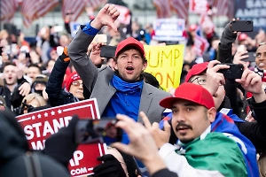 На Аляске призывают к протестам против готовящейся встречи Путина и Трампа