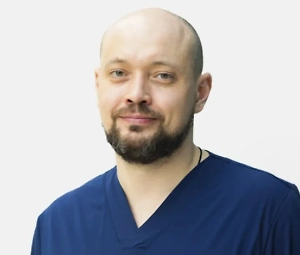 То есть были какие-то народности, которые изначально в этом регионе проживали, затем были волны миграции (либо это были волны миграции, либо это была миграция каких-то отдельных групп), в том числе это могла быть миграция из, допустим, современной Сибири. Мы сейчас не говорим, хотя упоминаем, держа в уме, что был русский период колонизации, русский период открытия Аляски выходцами из Сибири, но это всё было относительно недавно с точки зрения исторической, с точки зрения генетики исторической тоже было достаточно недавно, буквально вчера.