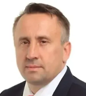 Многие верующие также находят поддержку у святителя Спиридона Тримифунтского или у блаженной Матроны Московской. Главное — молиться с искренней верой и упованием на Божий промысел.