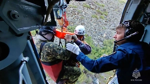 Вертолёт вылетел за группой туристов, застрявшей на реке Бахапча со сломанным веслом