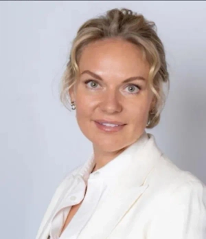 Родителям нужно вовремя замечать тревожные сигналы, указывающие на то, что школа не подходит ребёнку. Самые очевидные признаки — потеря интереса к учёбе, отсутствие поддержки со стороны учителей или случаи буллинга. Однако есть и менее заметные, но не менее важные маркеры.