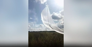 Может шпионить неделями: Аэростат ВСУ с ретранслятором и ракетой за ₽1 млн сбили над Россией