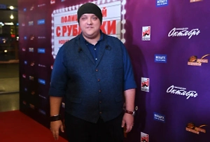 Онколог оценил шансы Мухича из «Полицейского с Рублёвки» победить вернувшийся рак