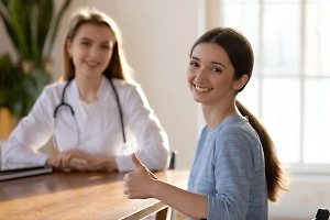 Исцеляющий туризм: Зумеры массово ложатся в психушку, чтобы «почиллить»