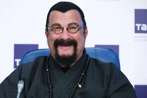 Актёр Стивен Сигал открыл с сыном бизнес в России