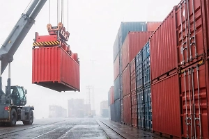 В среду вступили в силу 50-процентные пошлины США против Индии