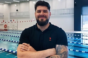 В исчезновении российского пловца во время заплыва в Босфоре заметили странности