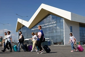 В аэропорту Владикавказа пресекли попытку поджога самолёта