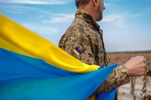 Украинцы создали петицию о разрешении выезжать за границу мужчинам 18-24 лет и старше 50–55