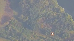 Свыше 30 боевиков «Азова»* уничтожили ВС РФ при попытке эвакуации в ДНР