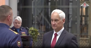 99 десантников получили от Белоусова «Золотые Звёзды» в День ВДВ