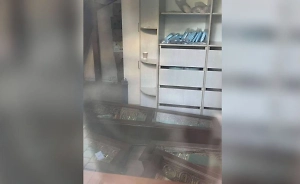 В Киево-Печерской лавре обнаружили сваленные под лестницей мощи святых