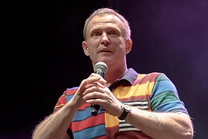 35 лет с любимой: Фронтмен группы «Дюна» раскрыл секрет крепкого брака