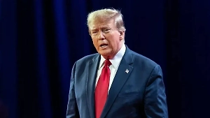 Трамп скептически отнёсся к перспективам результативности встречи Путина и Зеленского