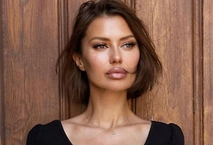 Вряд ли чудо произойдёт и Наталья сможет выбраться оттуда сама, даже если будет организована эвакуация. Это очень сложная гора, особенно потому, что она находится на вершине почти 7 тысяч метров — на гребне, где есть участок — практически по стене там надо идти. Это физически очень сложно, вытащить человека там практически невозможно.