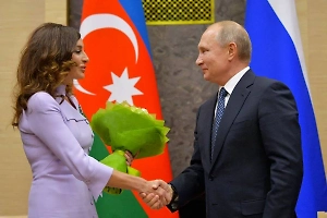 Путин поздравил Мехрибан Алиеву с днём рождения