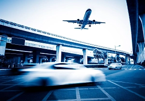 В аэропорту Сочи задержали вылет 26 рейсов из-за массового налёта дронов