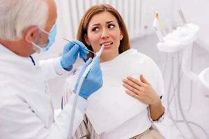 Муж-стоматолог убил мать шестерых детей цианидом, подсыпав яд в капельницу