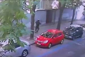 Расстрелял в упор: Момент убийства экс-спикера Рады Парубия попал на видео