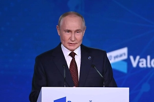 «Будущее принадлежит умным»: Путин поздравил россиян с Днём знаний