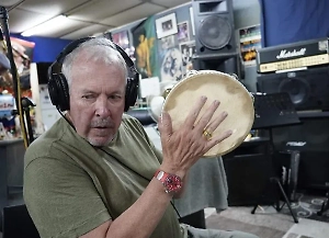 Пылится под охраной: Найден тайный дом Макаревича* в России, который он скрывал ото всех