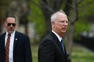 Дмитриев жестом намекнул на место встречи Путина и Трампа