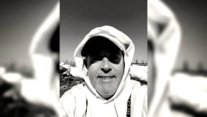 Миллиардер из США погиб после нападения буйвола в экспедиции по Южной Африке