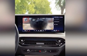 Вас понюхали: В BMW показали, зачем в машинах на самом деле нужна камера заднего вида