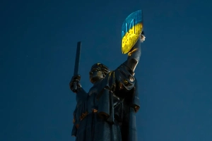 Российские «Искандеры» всю ночь разносили полыхающий Киев, пока Украина готовилась к удару «Орешника»