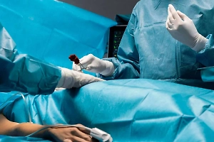 В Петербурге предотвратили ампутацию обеих ног у пациента с тяжёлой патологией