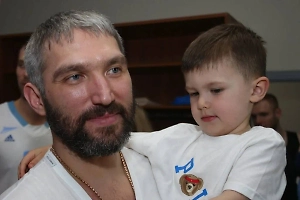 Шестилетний сын Овечкина оформил покер в матче с его участием