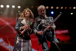 «Дело дошло до бандитских стрелок»: Группа «Мираж» рассказала о конфликте с Пугачёвой