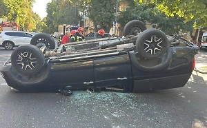 Охранник Порошенко* устроил серьёзное ДТП в Одессе и угрожал пострадавшей