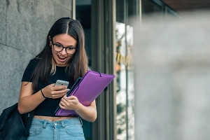 Мовный омбудсмен Украины оправдалась за посты дочери на русском
