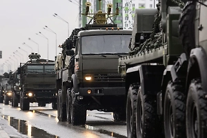 Таинственный «квадрат»: В зоне СВО заметили колонну с новым знаком