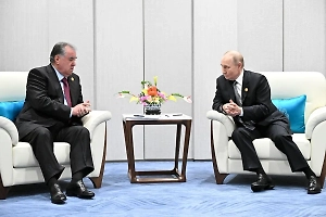 Путин на полях ШОС кратко пообщался с президентом Таджикистана