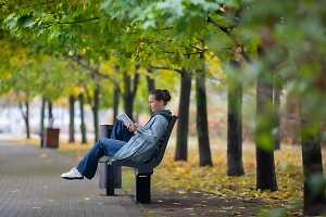 Названы регионы России, где наступит затяжное бабье лето